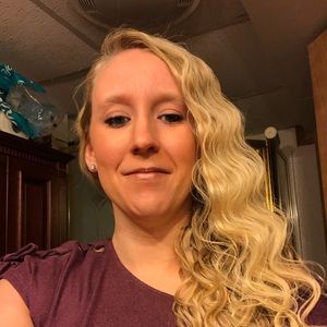 Meet your Posher, Robin